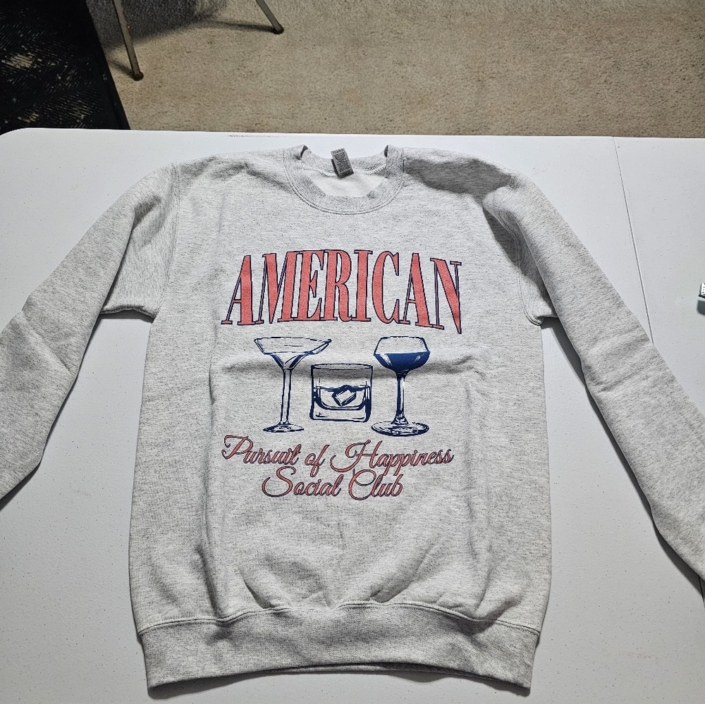 Small sweatshirt american
